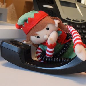 elf on phone